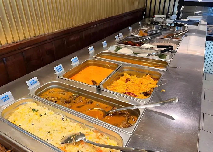 Empress Inn And Suites By The FallsCasino Hotel